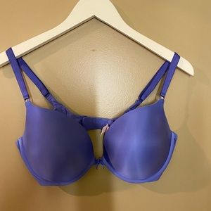 Victoria’s Secret push-up bra 38D
